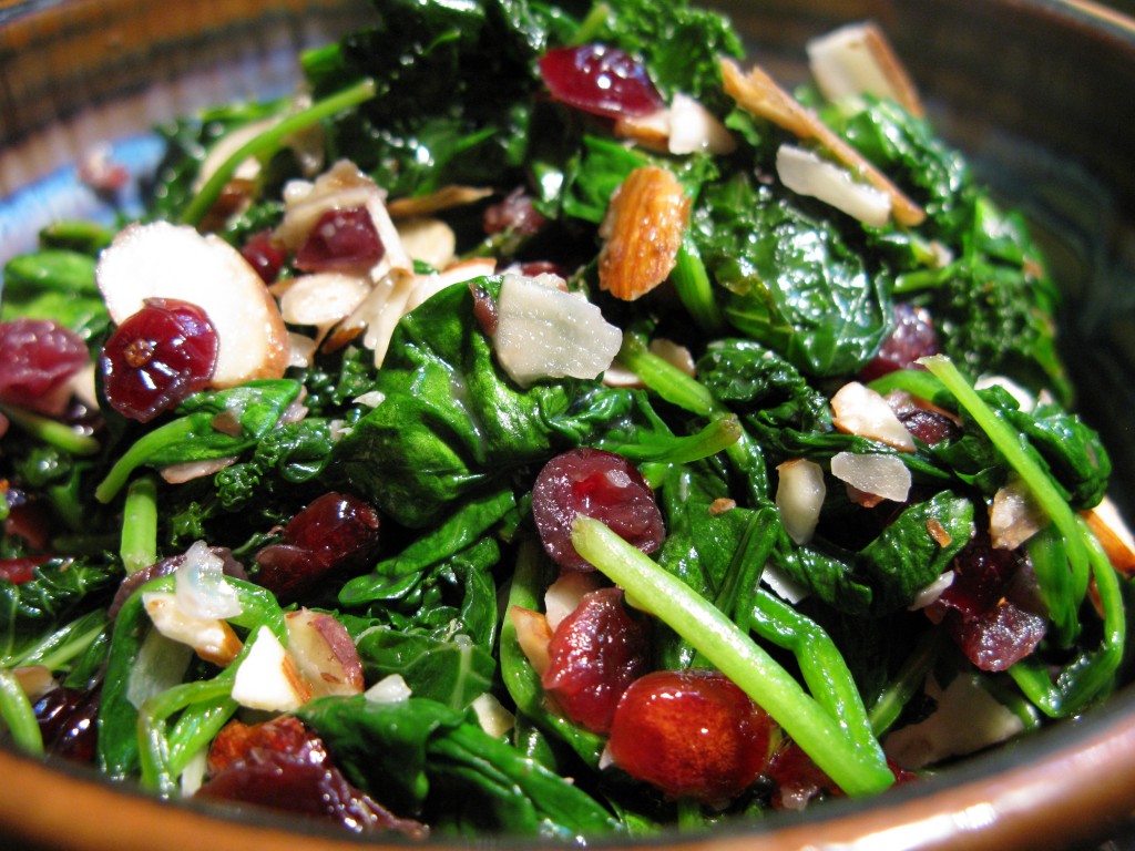 » Hot Cranberry Spinach Salad