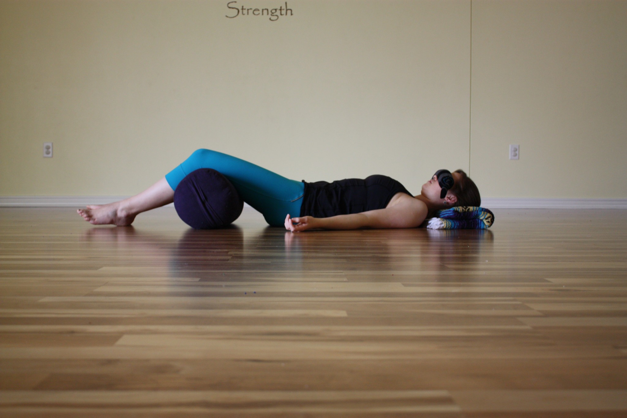 7 Key Yoga Poses to Learn ~ The Paleo Mom